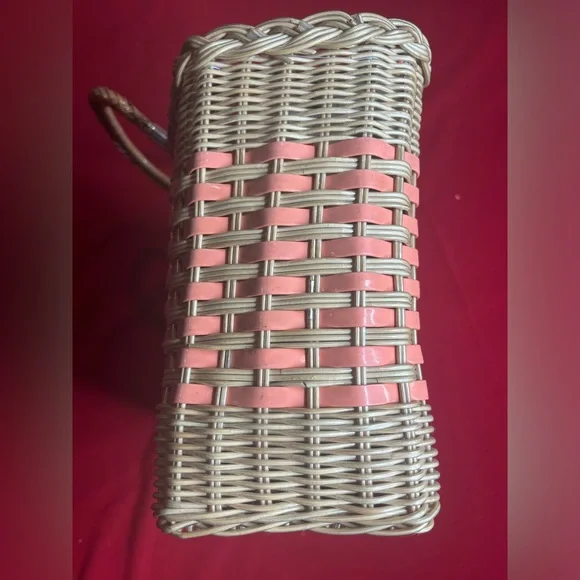 Picnic Basket Purse - Picture 11 of 12